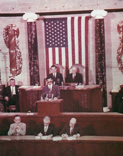 Latest Research News: No Longer Under the American Wing? The Thai Monarchy in Global Affairs